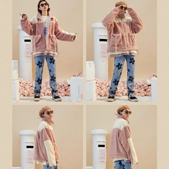 Sencela Oversized Sweater - Picture 7 of 7